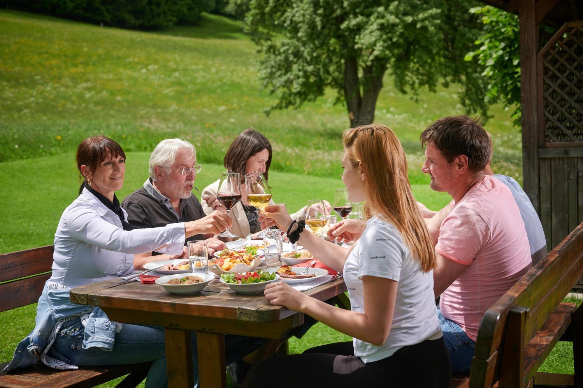 Eco Tourist Farm Ravnjak Slovenj Gradec Luaran gambar